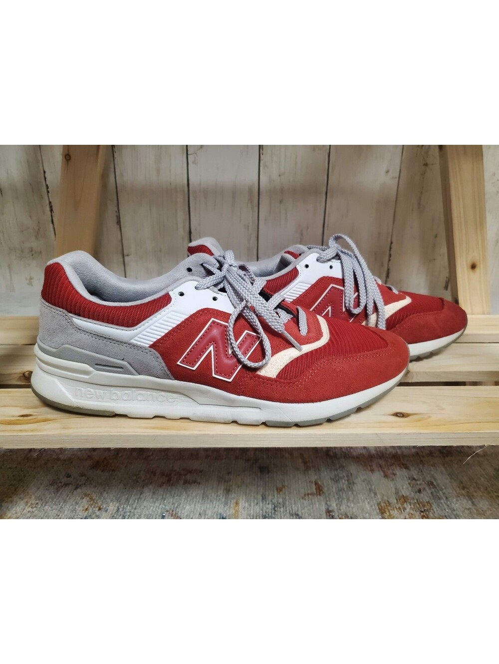 New Balance 997H Red Rain Cloud Sneakers Men's Size 9 CM997HDS Very Good